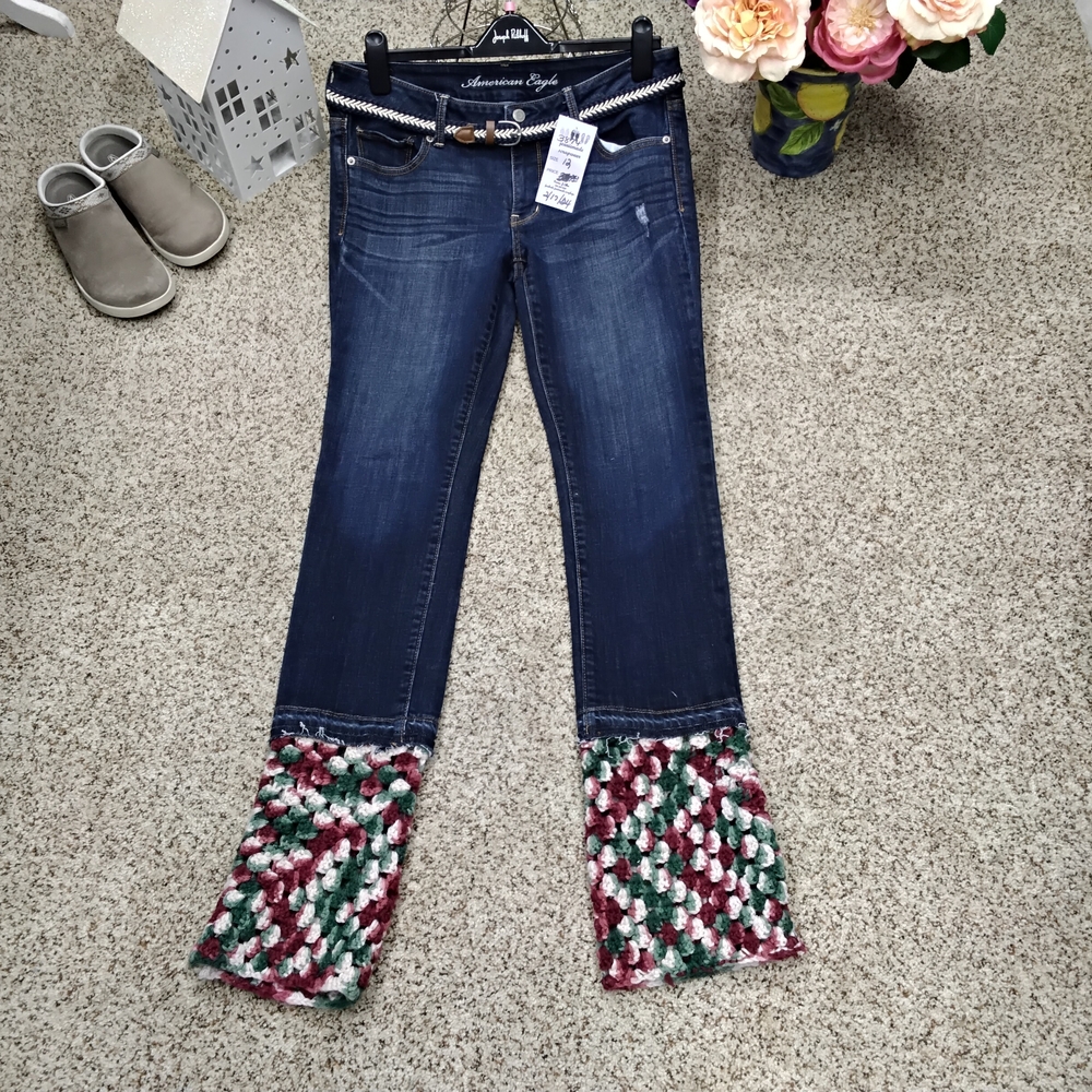 American Style Women's Dark Blue Straight Leg Jeans with Multicolor Hem - Picture 1 of 4